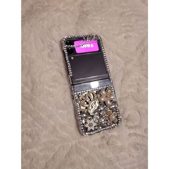 Samsung Z3 Flip phone TMobile - Picture 3 of 7